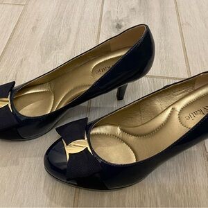Kelly and Katie Navy Blue Pumps